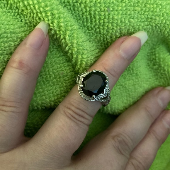 Jewelry - Black spinel ring